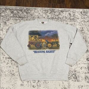 VTG Fruit of the loom sweatshirt size Lg John Deere Farmall graphic on chest